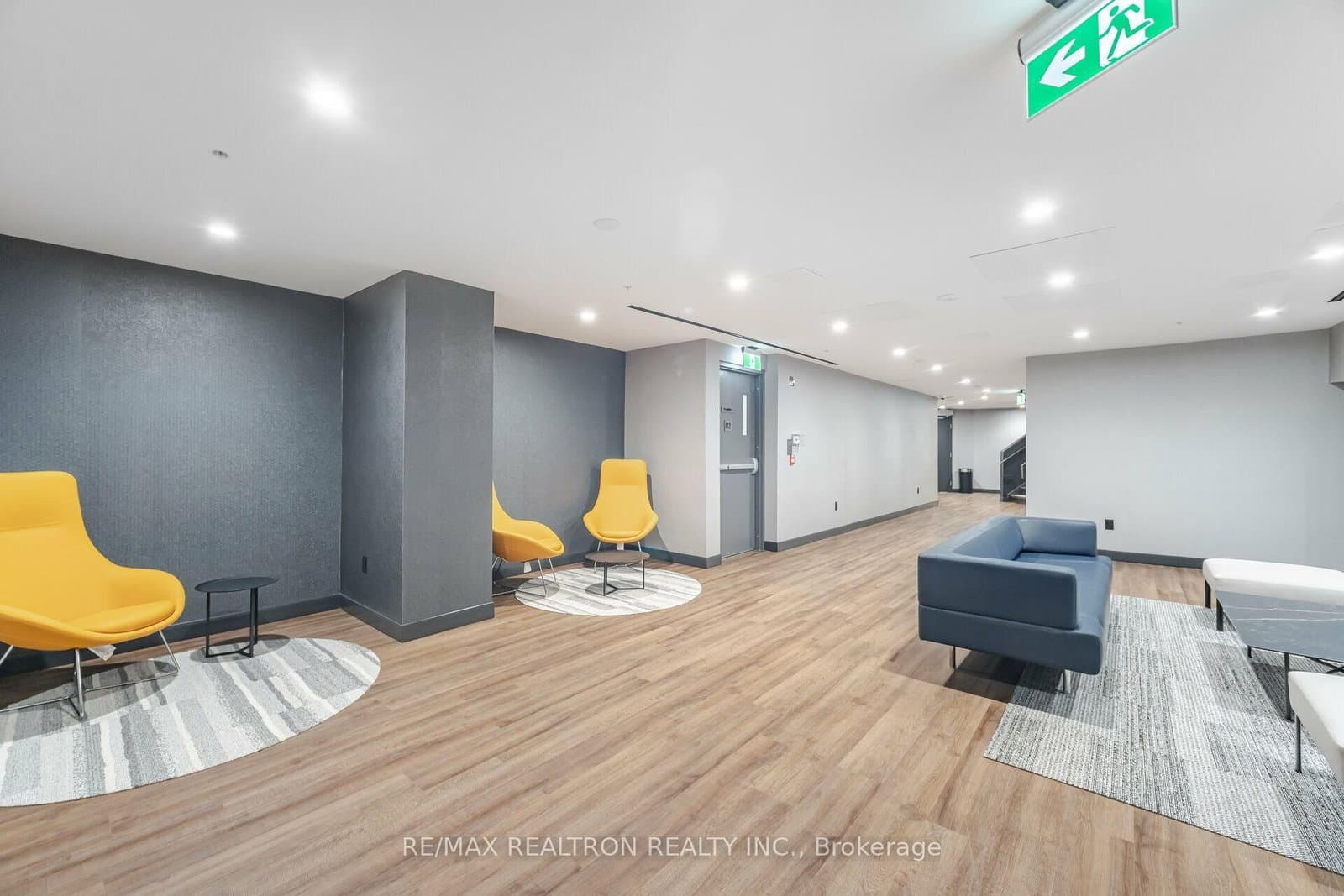 2525 Bathurst Street, Unit 402 thumbnail 20
