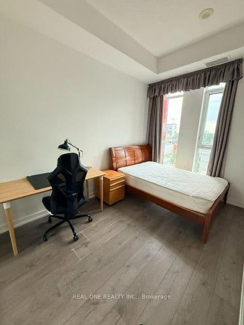 297 College Street, Unit 716 thumbnail 5