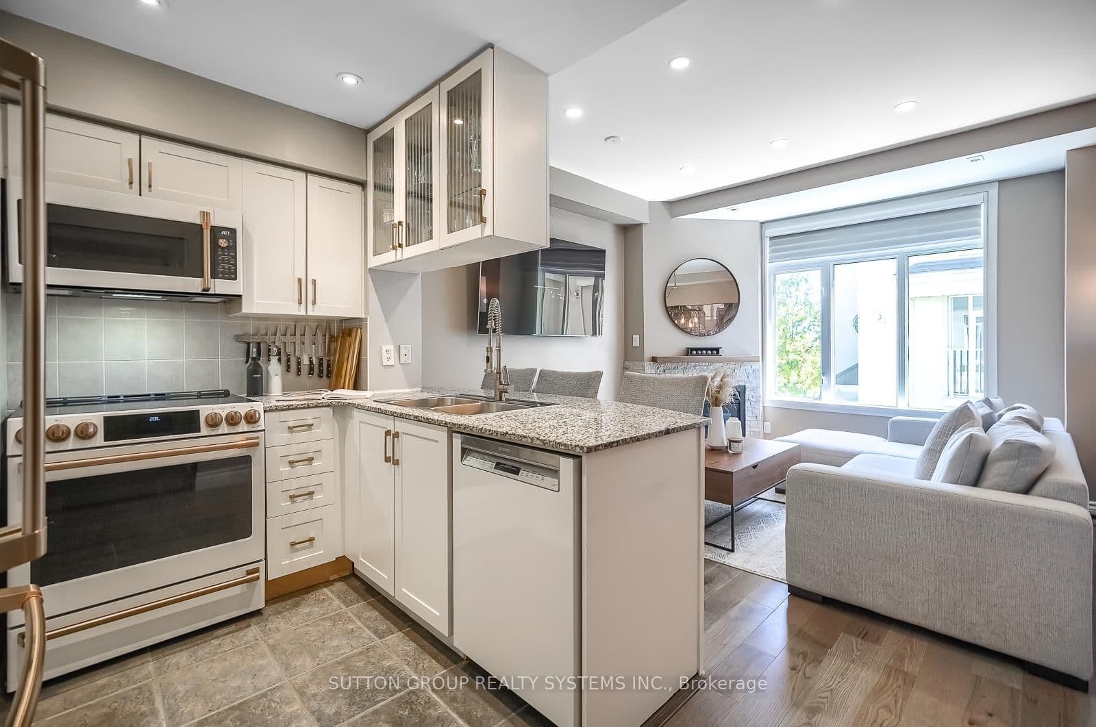 32 Stadium Road, Unit 323 thumbnail 16