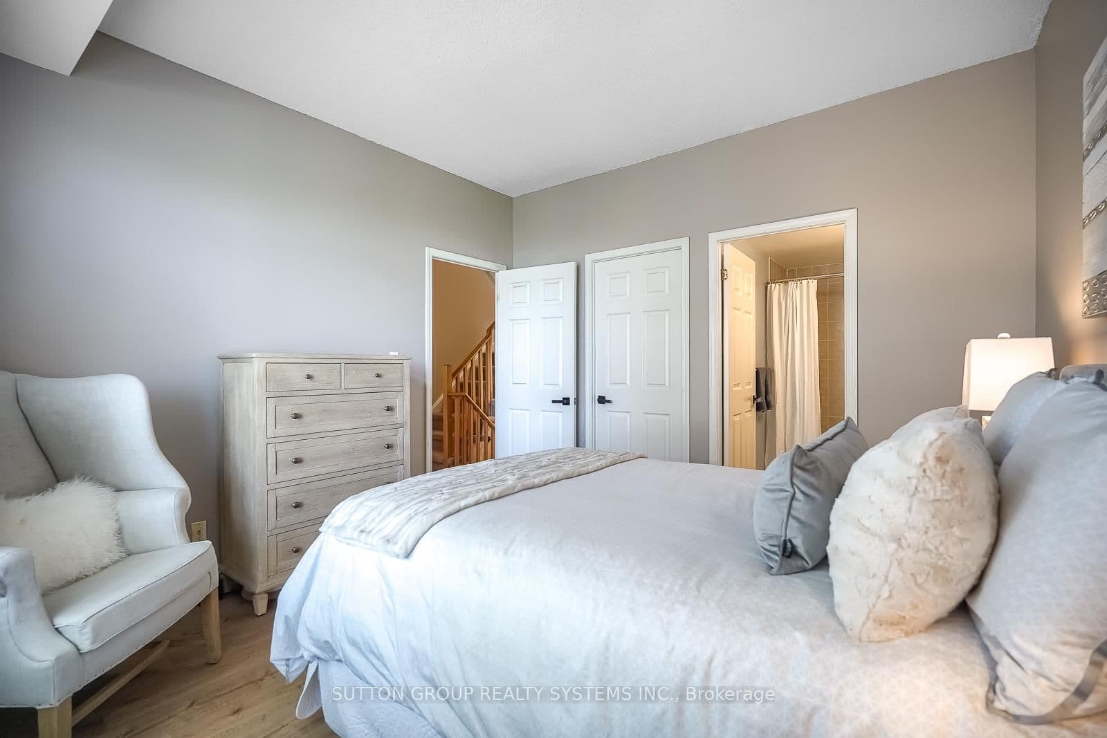 32 Stadium Road, Unit 323 thumbnail 23