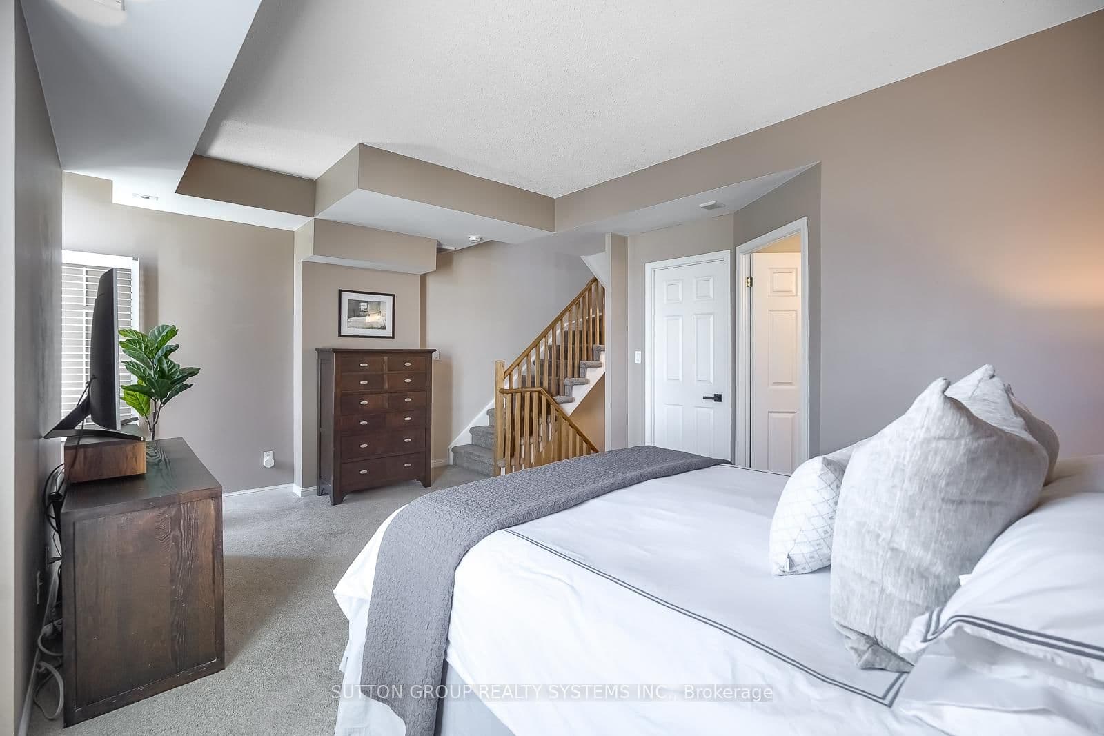 32 Stadium Road, Unit 323 thumbnail 29