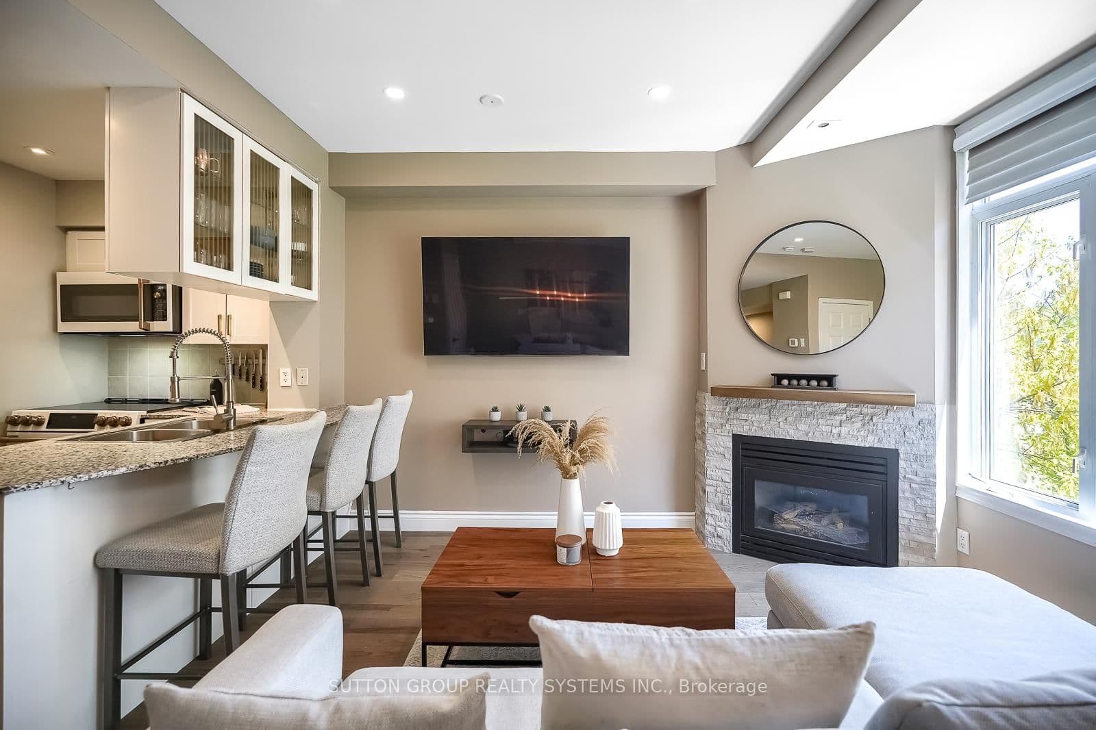 32 Stadium Road, Unit 323 thumbnail 8