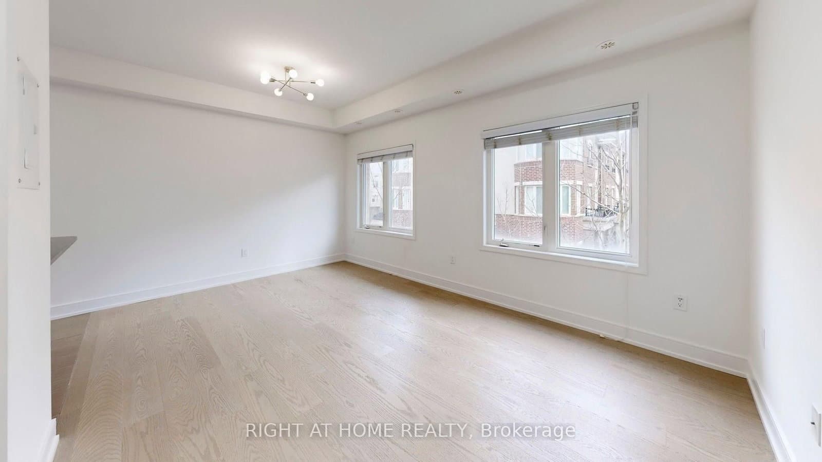 19 Coneflower Crescent, Unit 258 thumbnail 14