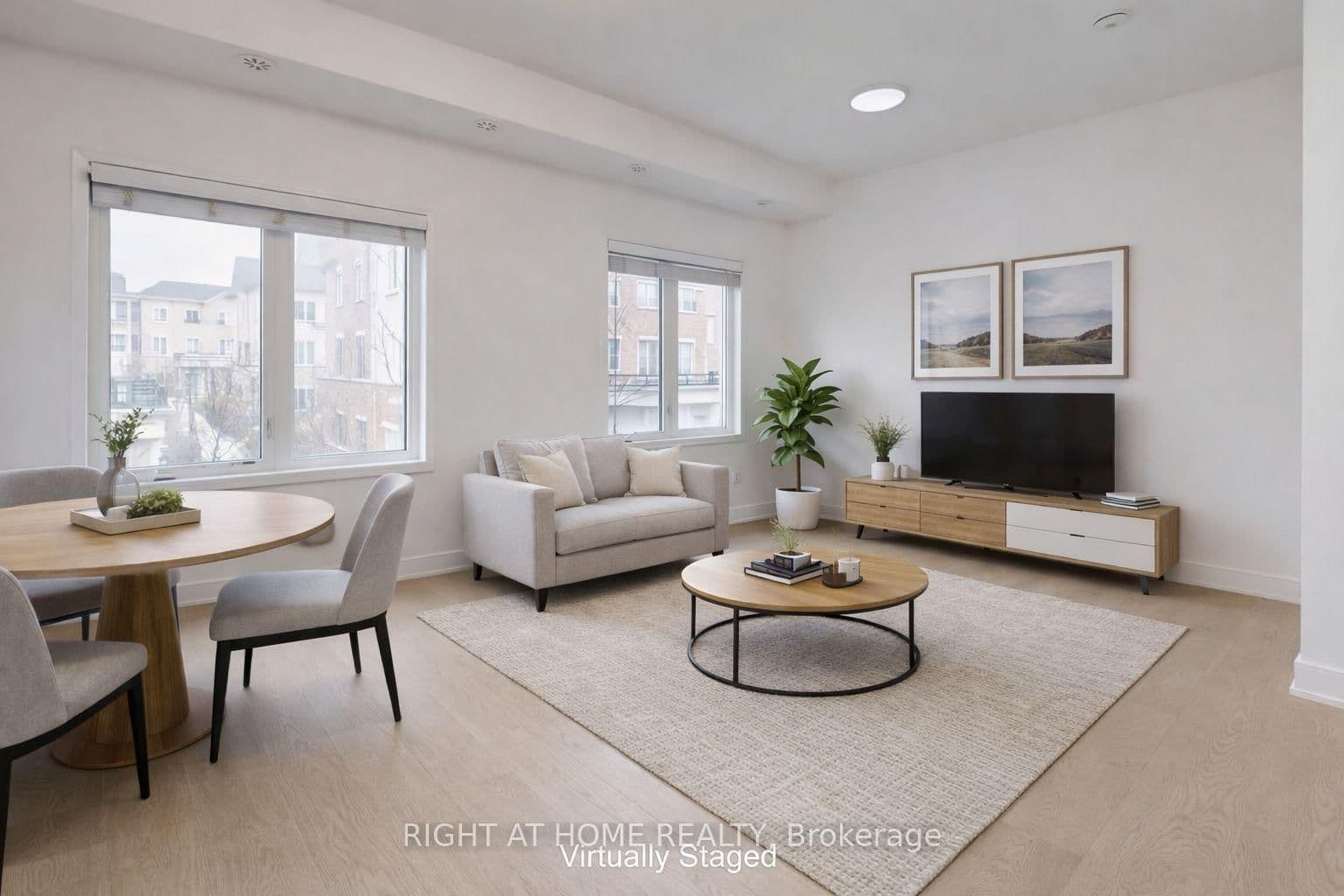 19 Coneflower Crescent, Unit 258 thumbnail 2