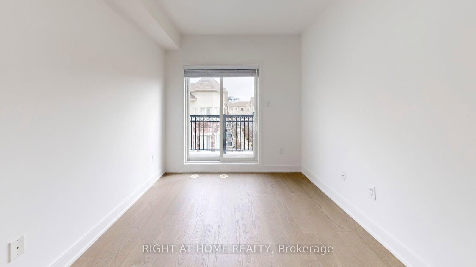 19 Coneflower Crescent, Unit 258 thumbnail 23