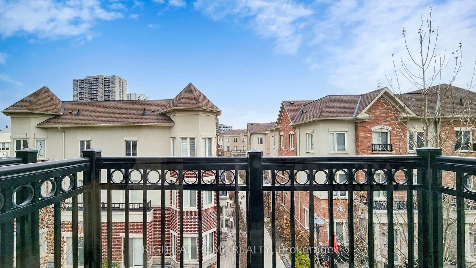 19 Coneflower Crescent, Unit 258 thumbnail 33