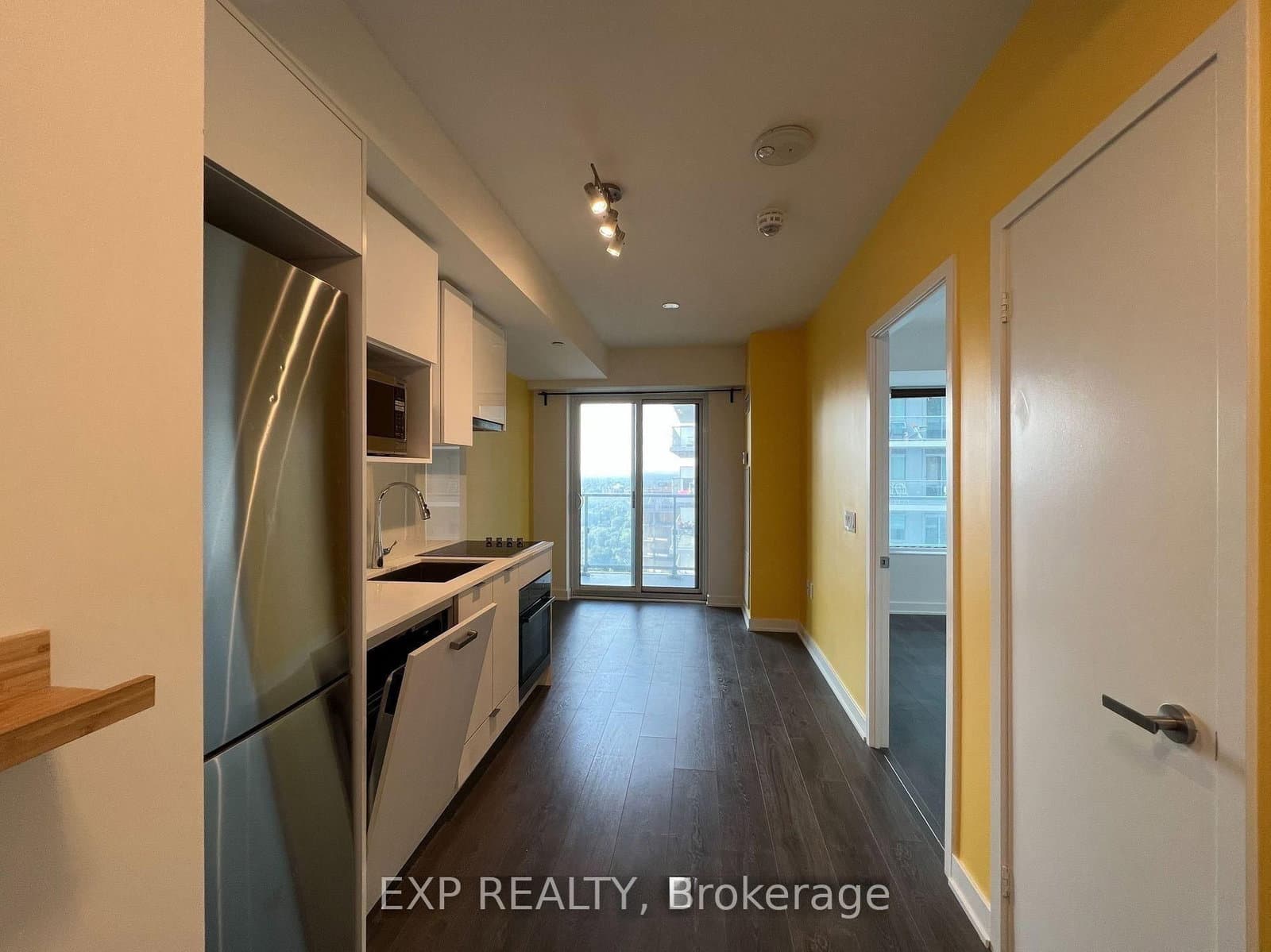 195 Redpath Avenue, Unit 3213