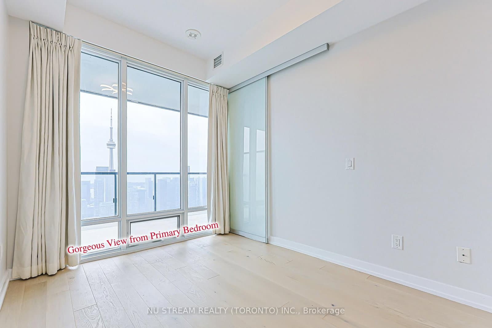 488 University Avenue, Unit 4608 thumbnail 29