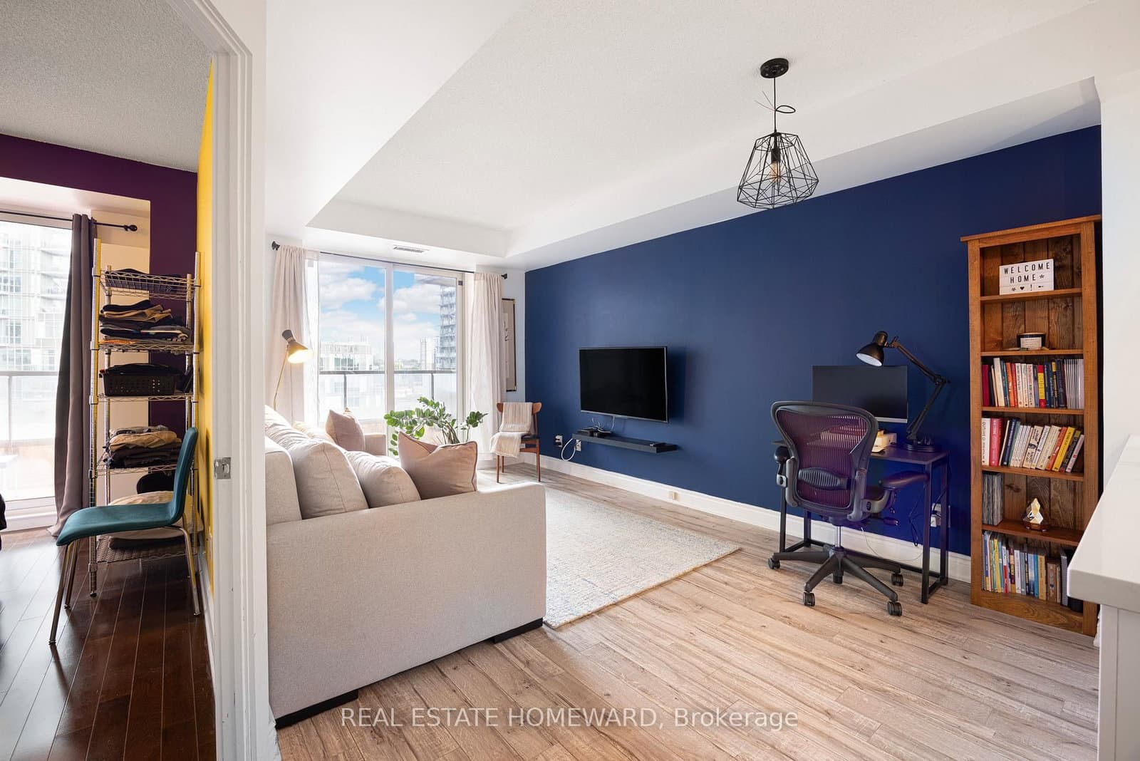 168 King Street E, Unit 913 thumbnail 4