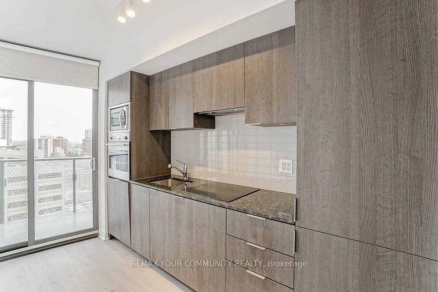 11 Wellesley Street W, Unit 1212 thumbnail 11
