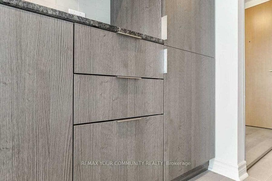 11 Wellesley Street W, Unit 1212 thumbnail 16