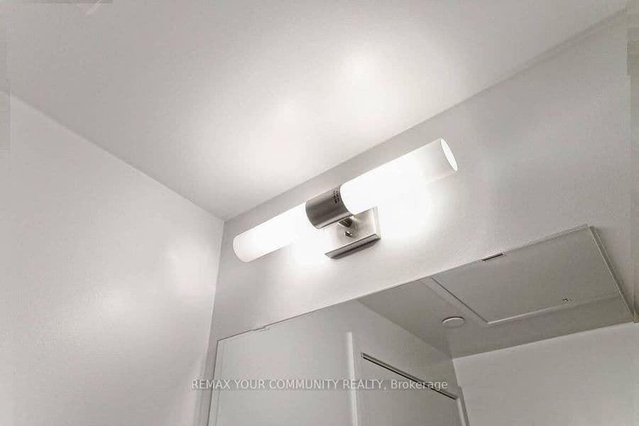 11 Wellesley Street W, Unit 1212 thumbnail 23