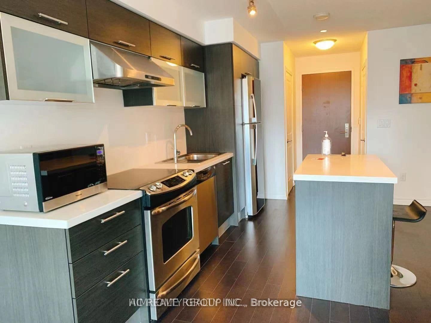 386 Yonge Street, Unit 1221 thumbnail 2