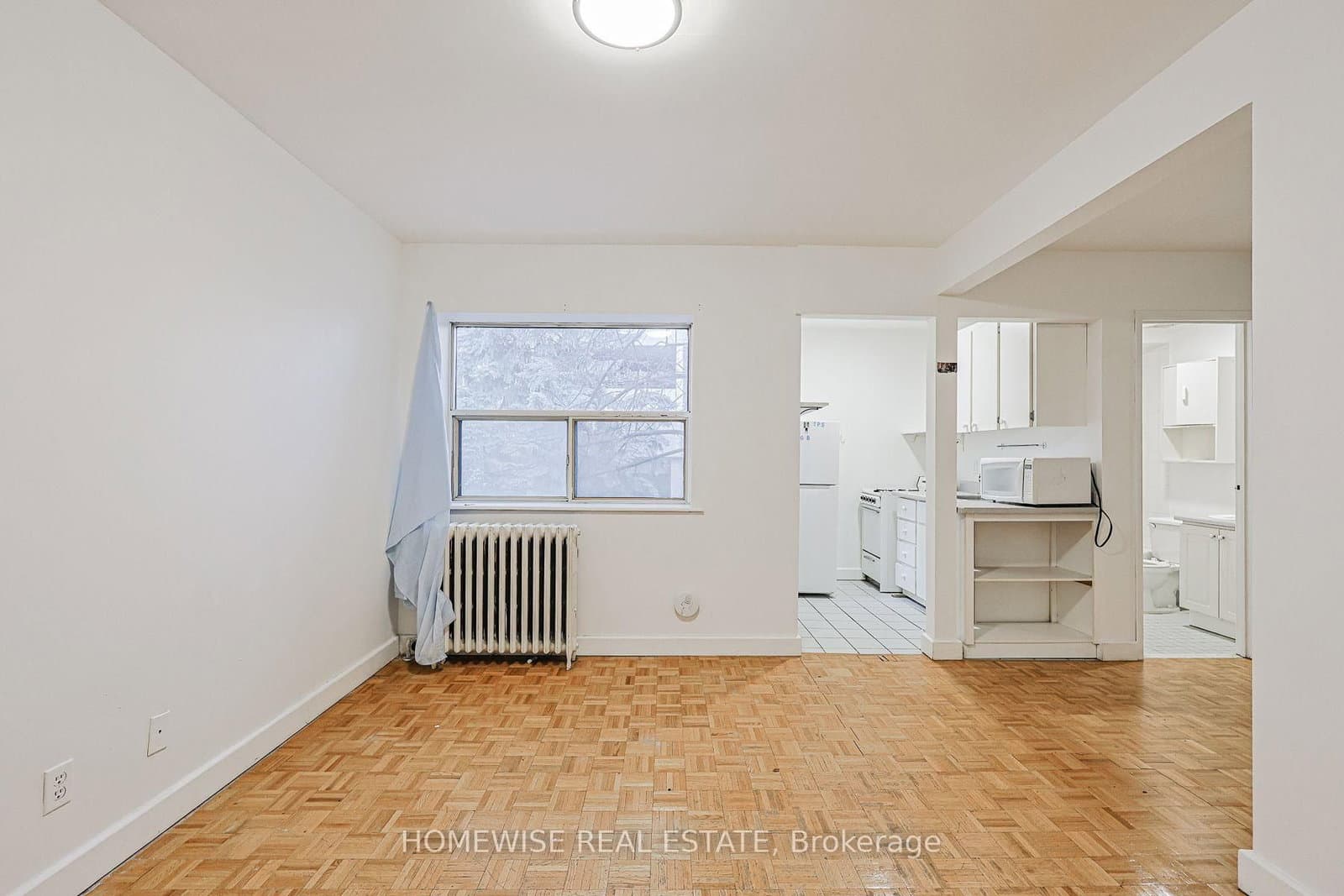 33 Maitland Street, Unit 204 thumbnail 4