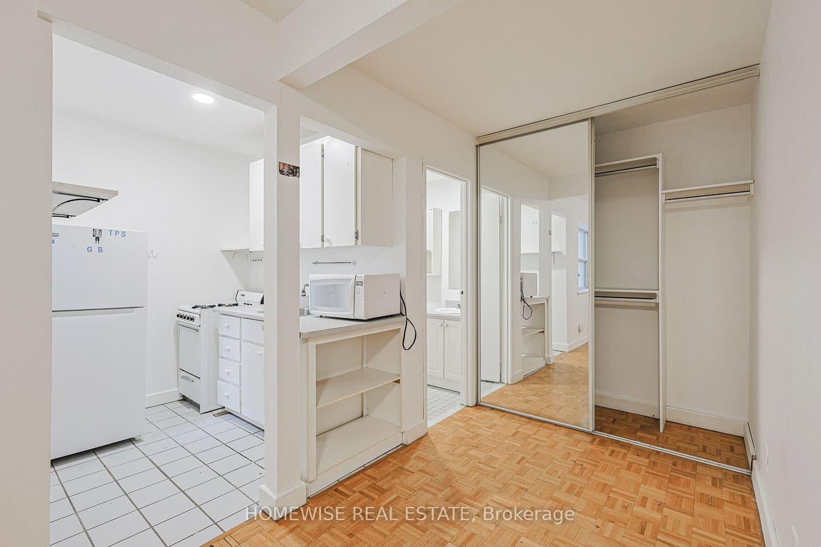 33 Maitland Street, Unit 204 thumbnail 7