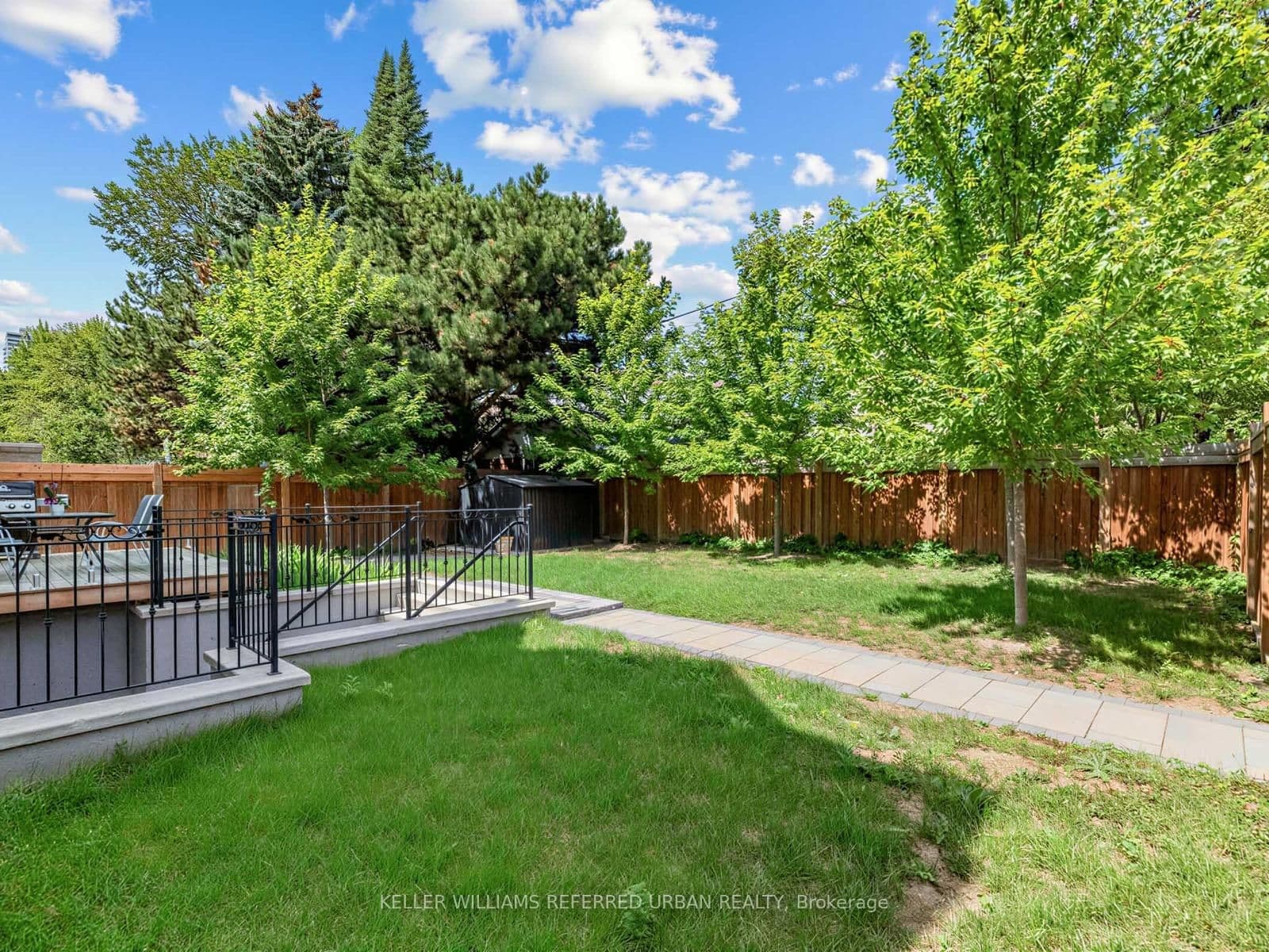 170 Spring Garden Avenue thumbnail 20