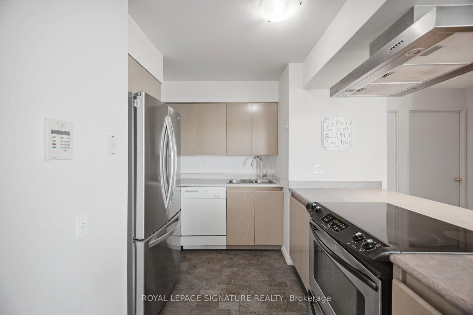 750 Bay Street, Unit 3603 thumbnail 11