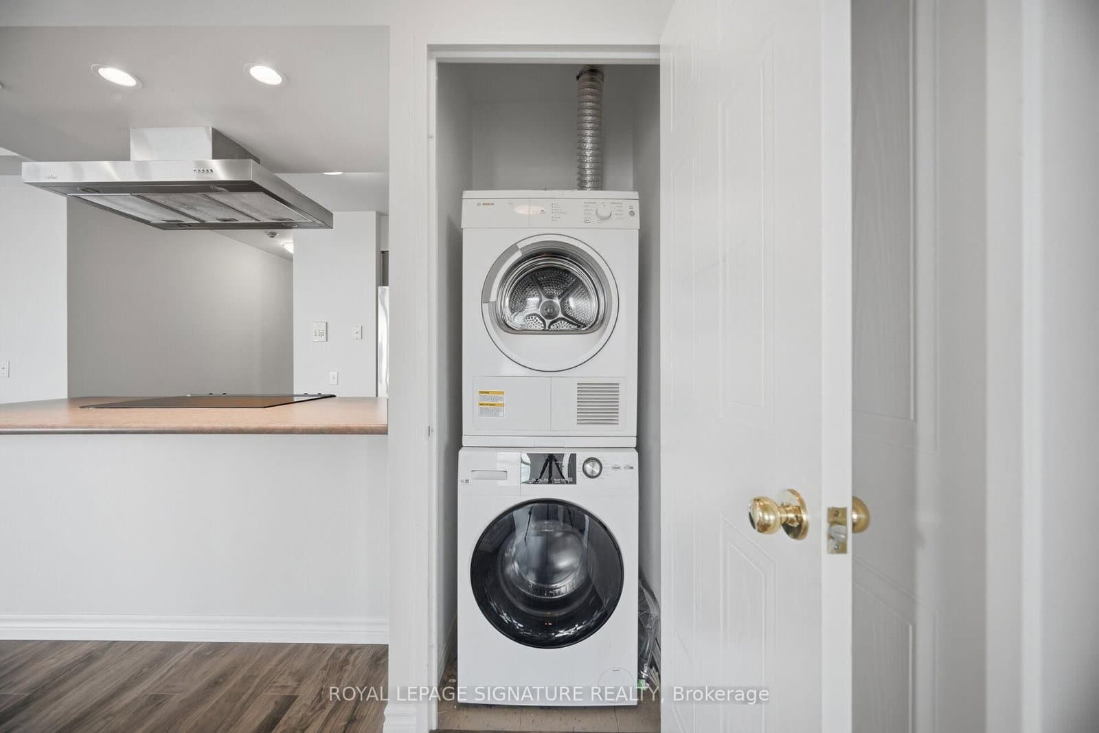 750 Bay Street, Unit 3603 thumbnail 26