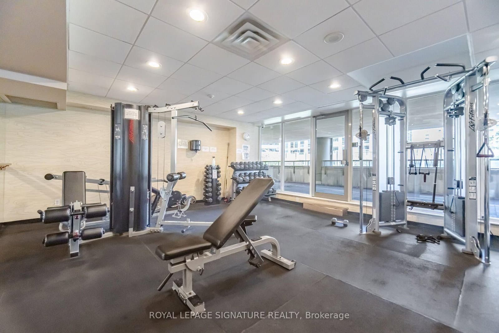 750 Bay Street, Unit 3603 thumbnail 30
