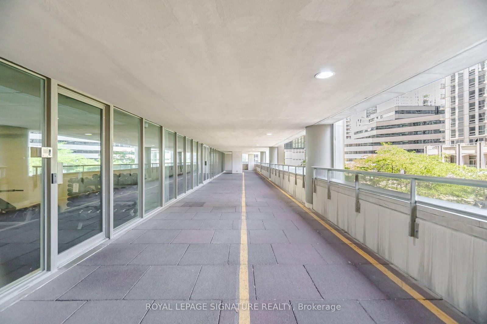 750 Bay Street, Unit 3603 thumbnail 31