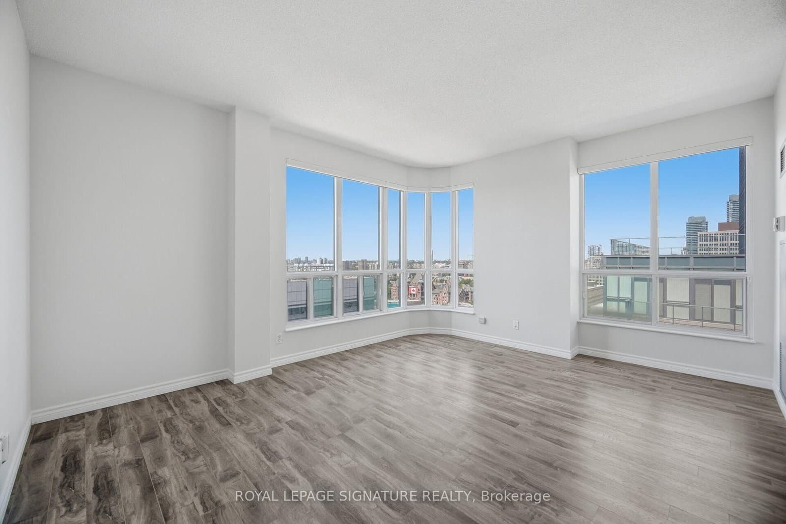 750 Bay Street, Unit 3603 thumbnail 8