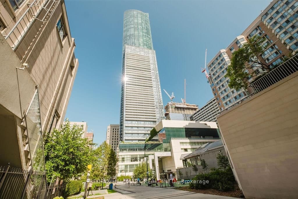 388 YONGE Street, Unit 6104 thumbnail 2