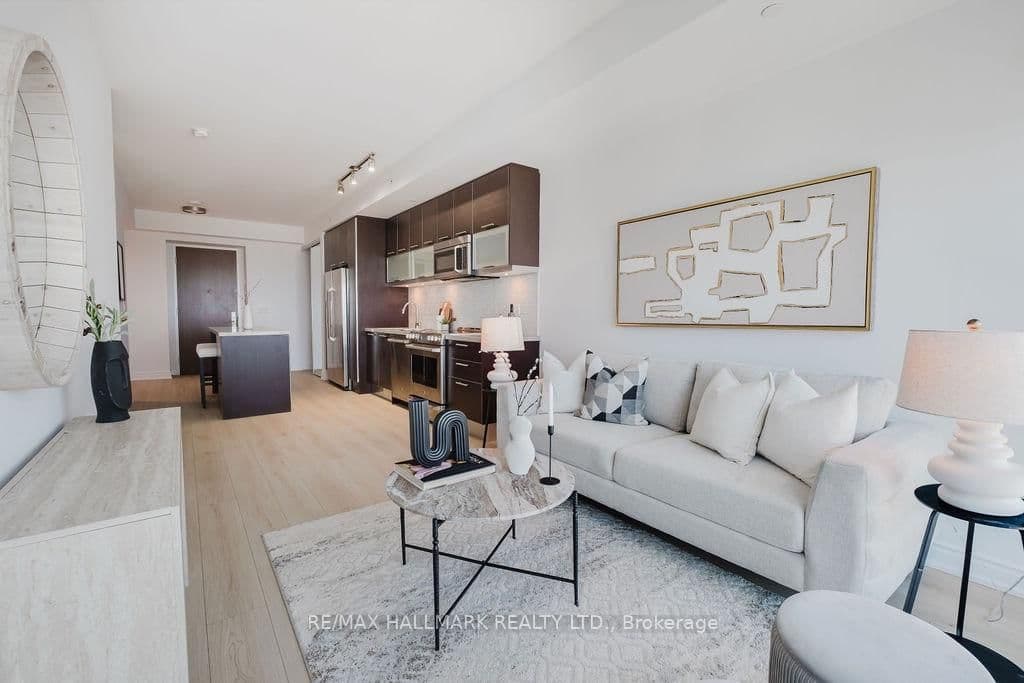 388 YONGE Street, Unit 6104 thumbnail 20