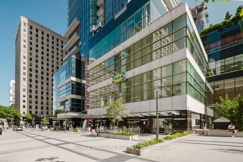 388 YONGE Street, Unit 6104 thumbnail 5