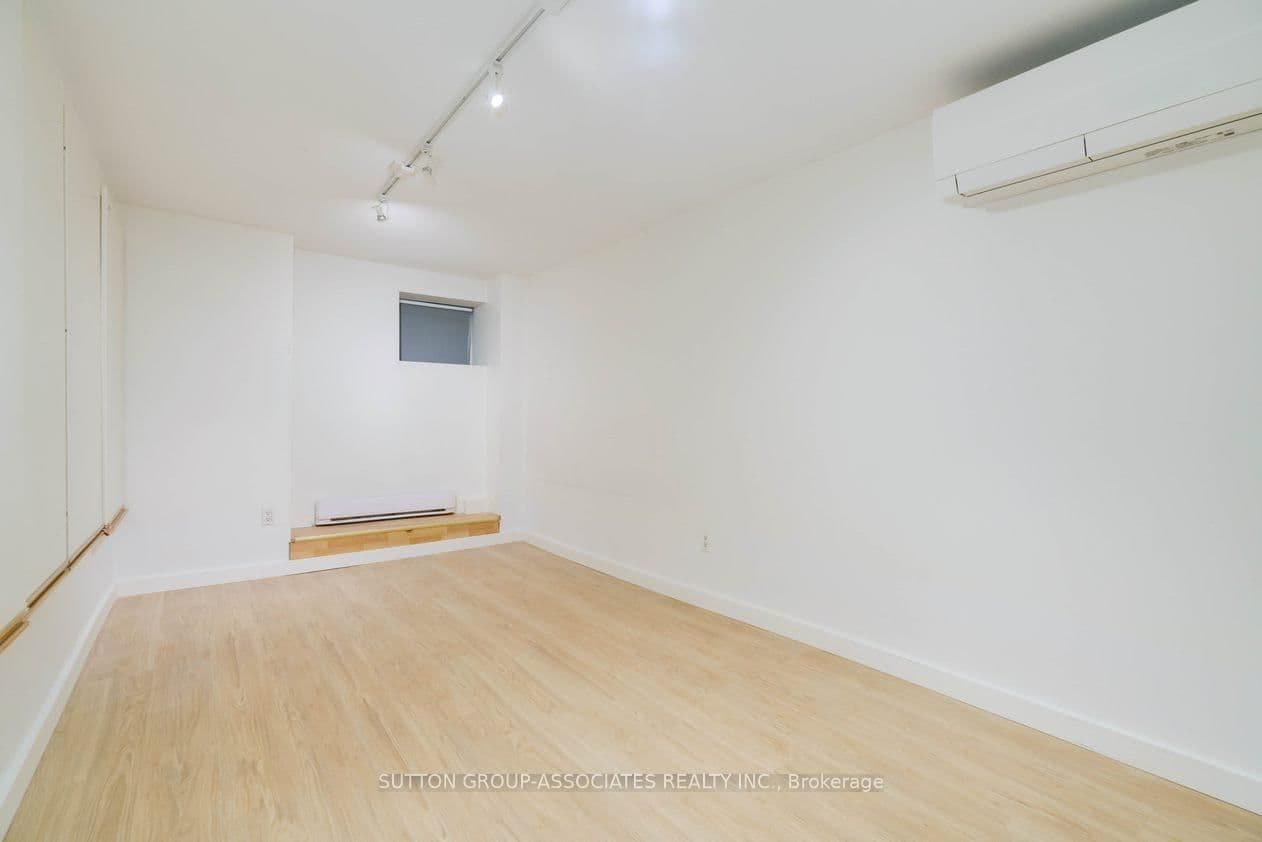 477 Brunswick Avenue, Unit Lower thumbnail 11
