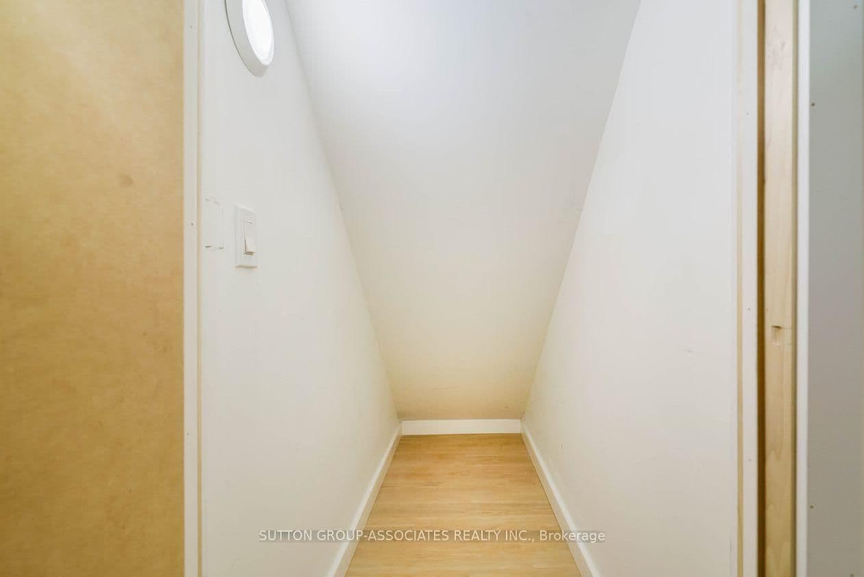 477 Brunswick Avenue, Unit Lower thumbnail 13