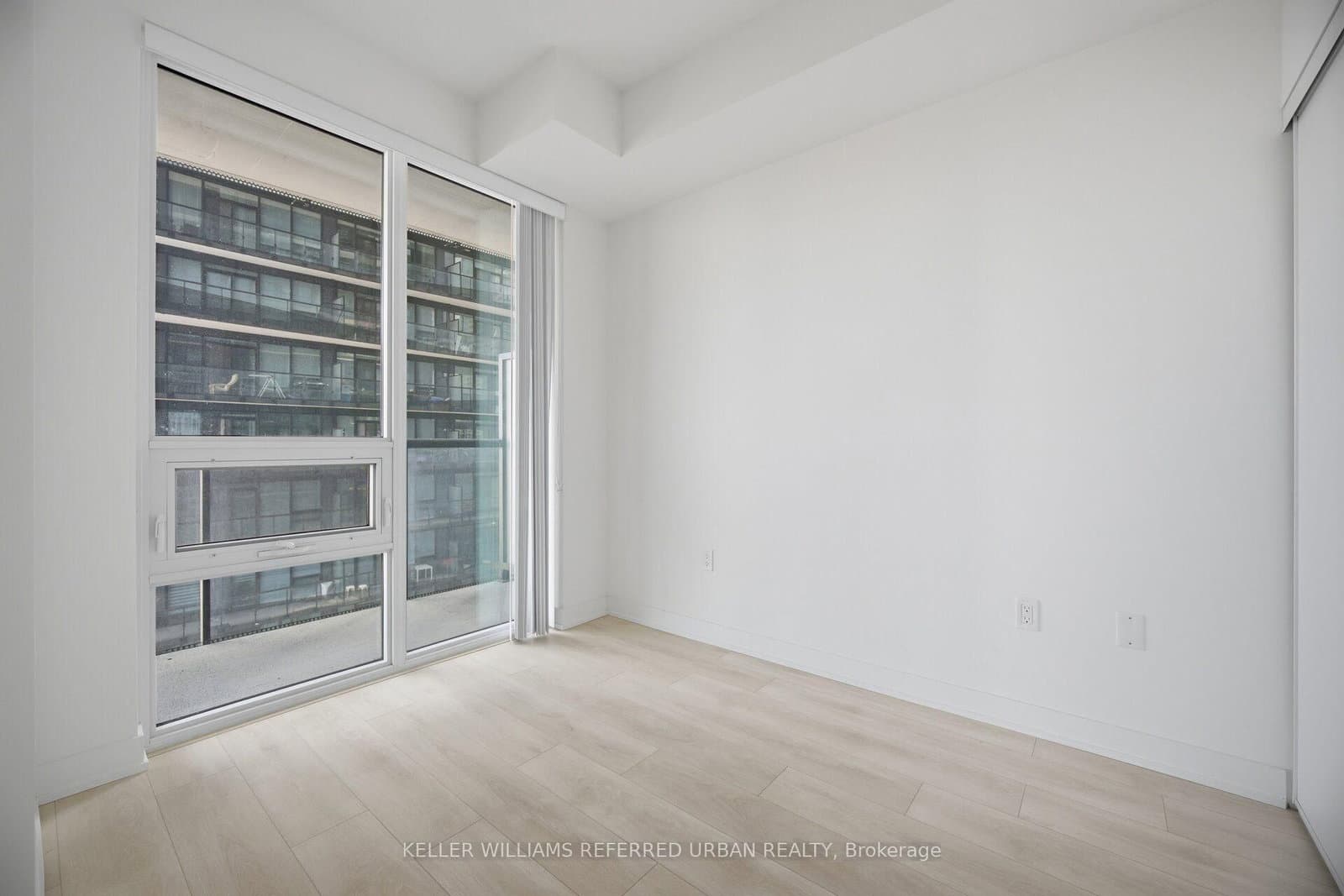 117 Broadway Avenue, Unit 1611 thumbnail 23