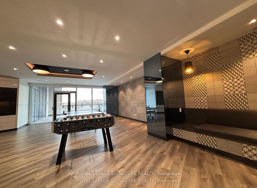 159 Wellesley Street E, Unit 1009 thumbnail 15