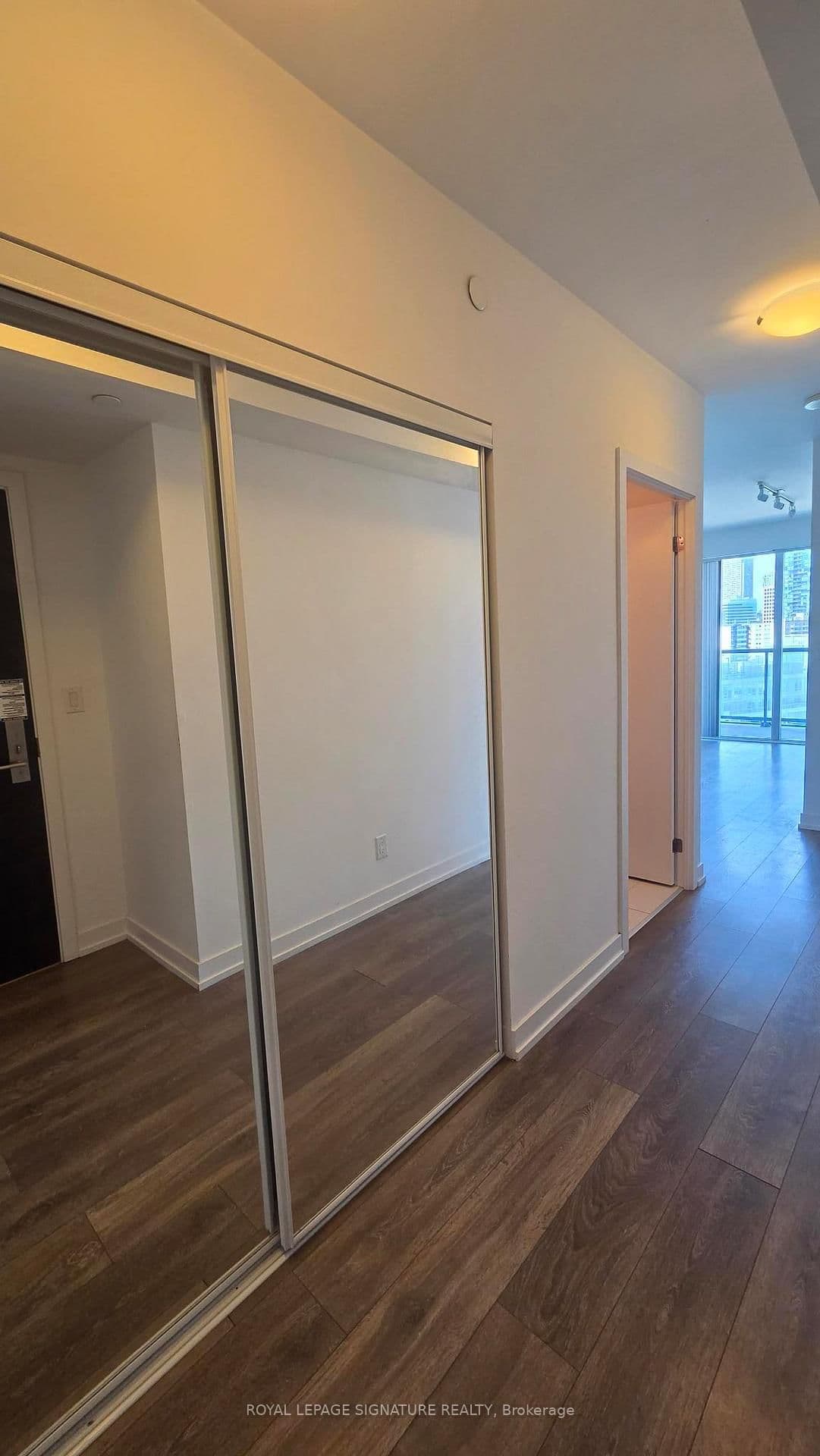 159 Wellesley Street E, Unit 1009 thumbnail 20
