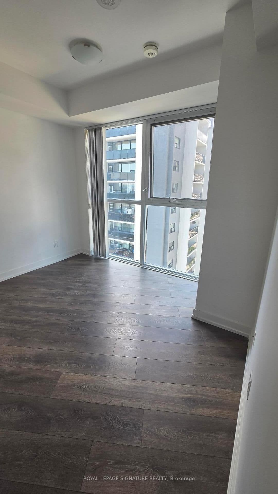 159 Wellesley Street E, Unit 1009 thumbnail 21
