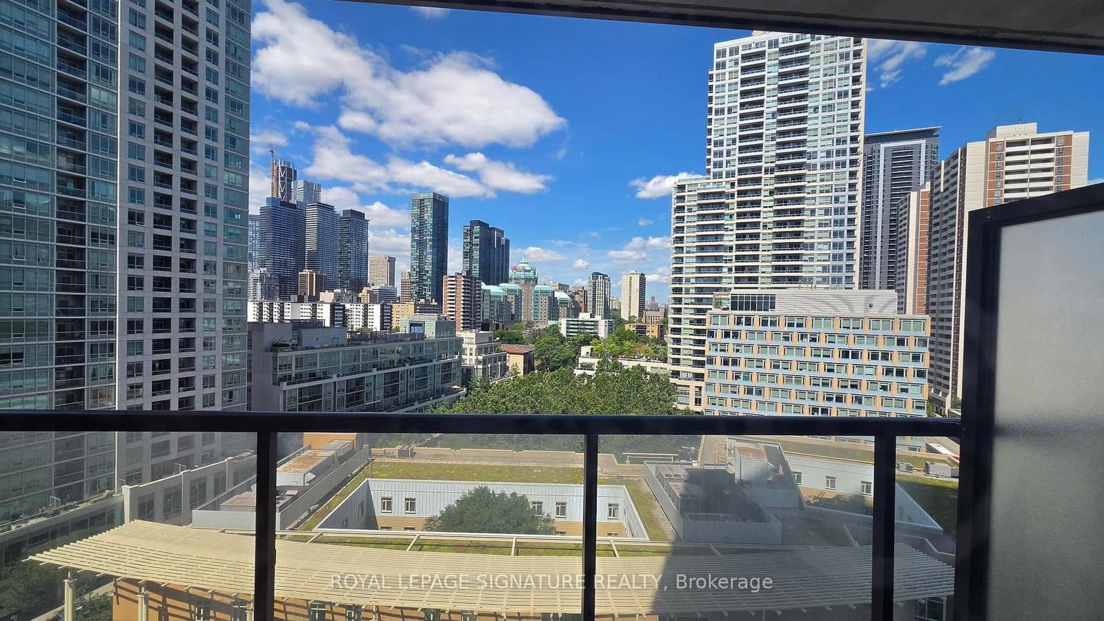 159 Wellesley Street E, Unit 1009 thumbnail 8