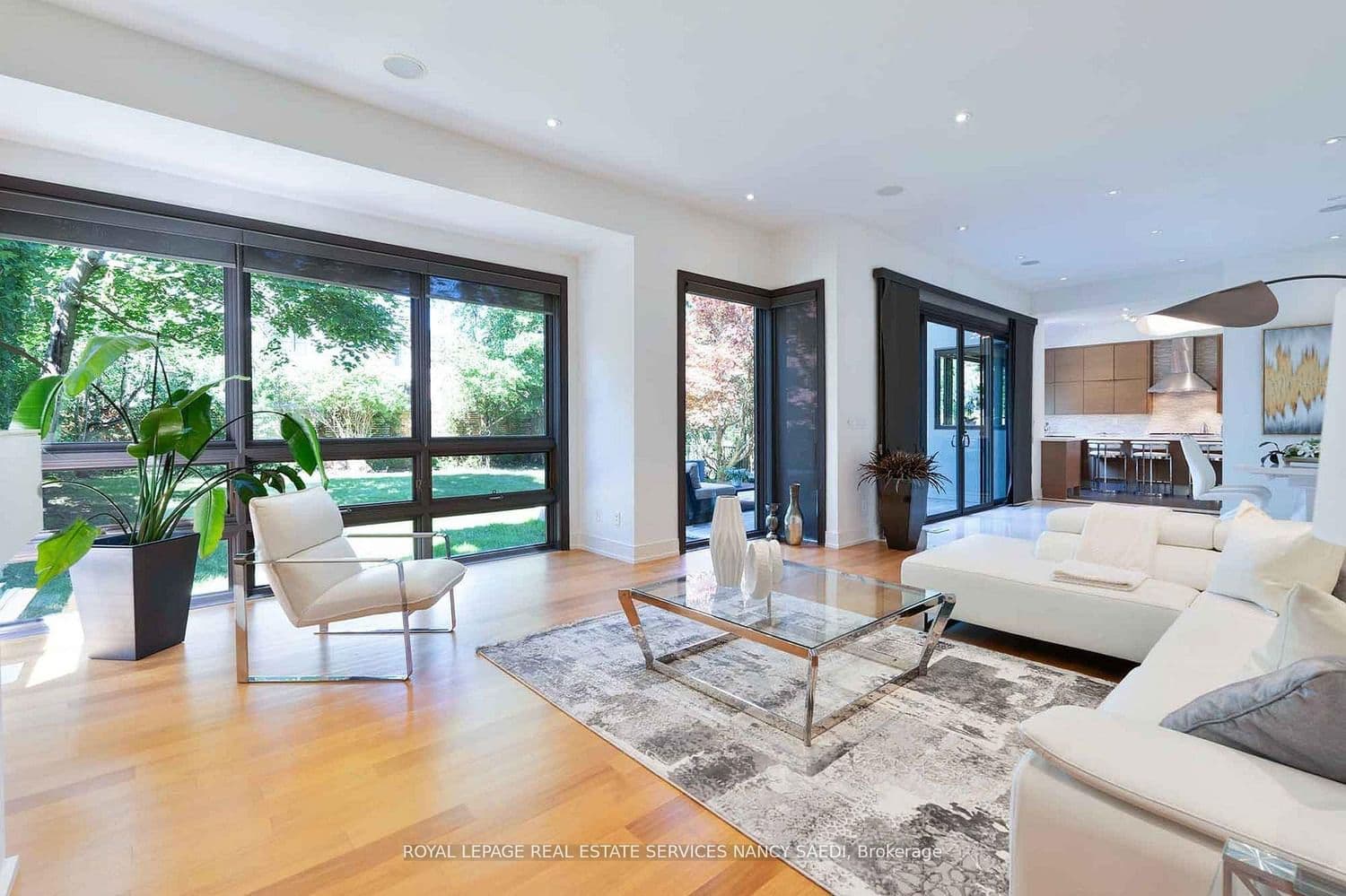 12 York Road - Image 1