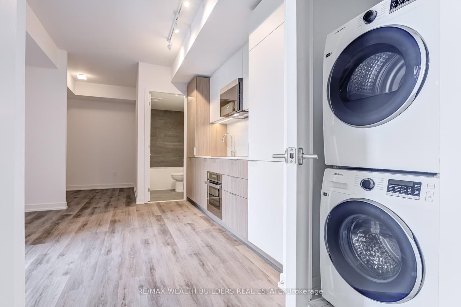 28 Eastern Avenue, Unit 331 thumbnail 15