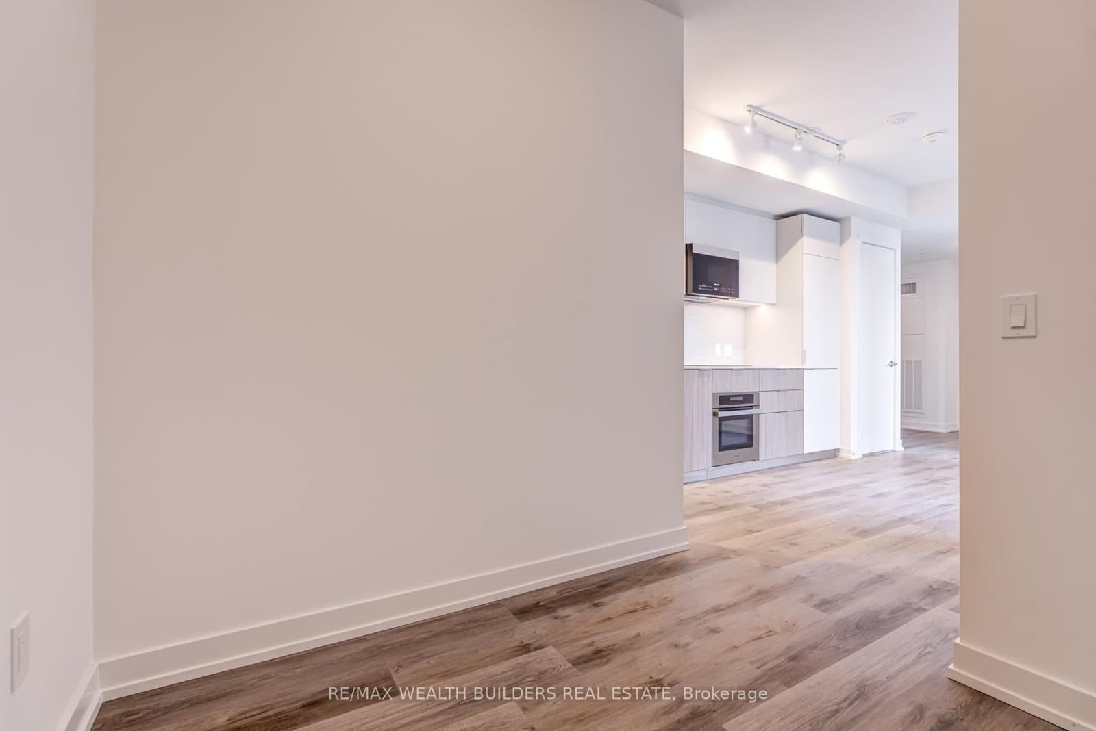 28 Eastern Avenue, Unit 331 thumbnail 9