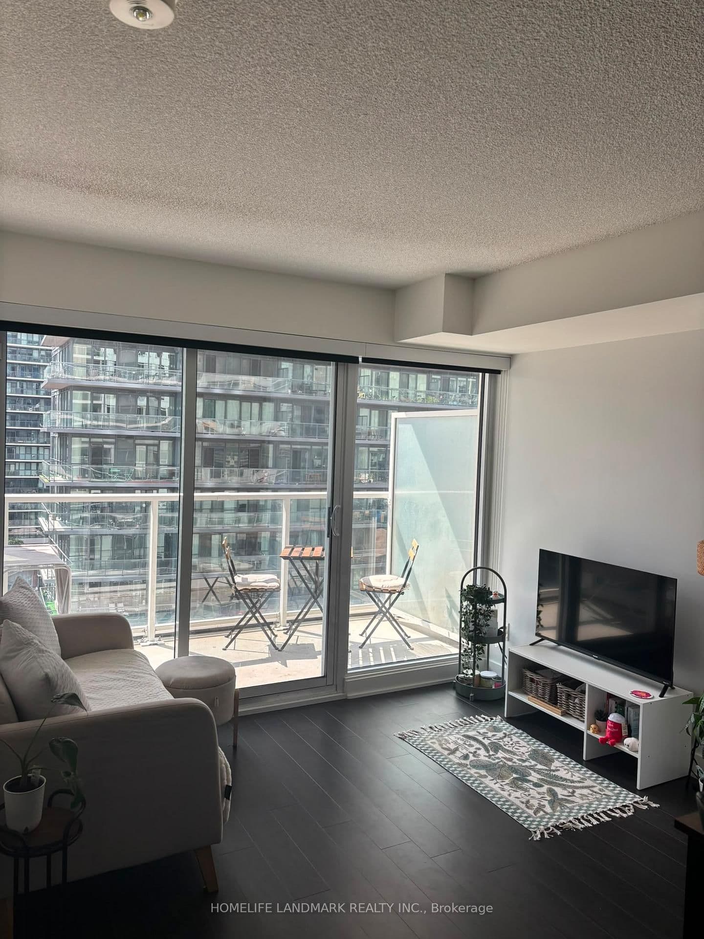 19 Bathurst Street, Unit 1616 thumbnail 6