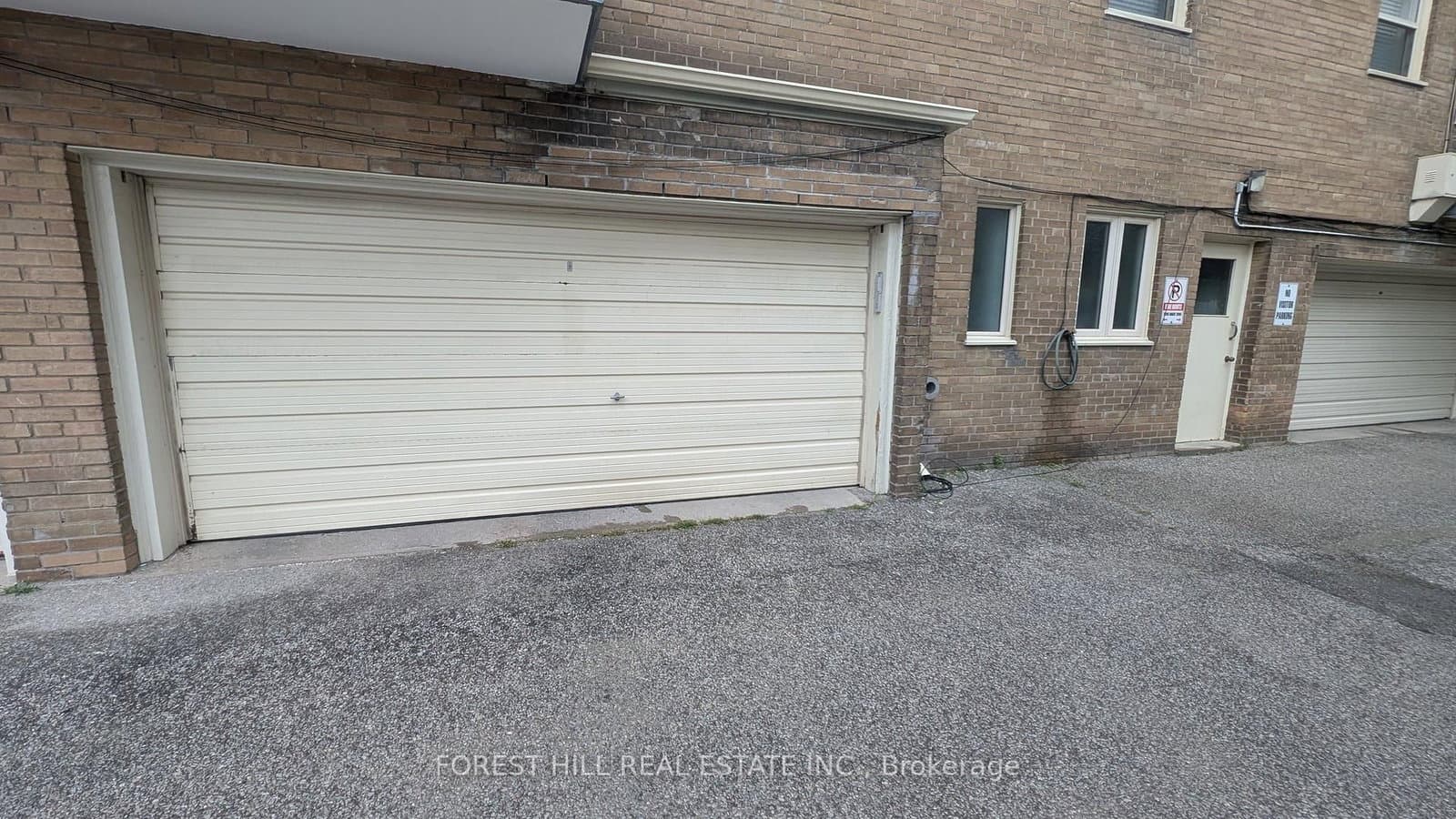 55 Neptune Drive, Unit 305 thumbnail 16