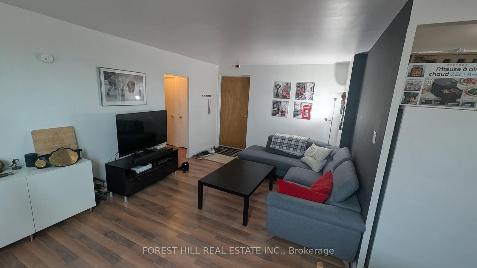 55 Neptune Drive, Unit 305 thumbnail 5