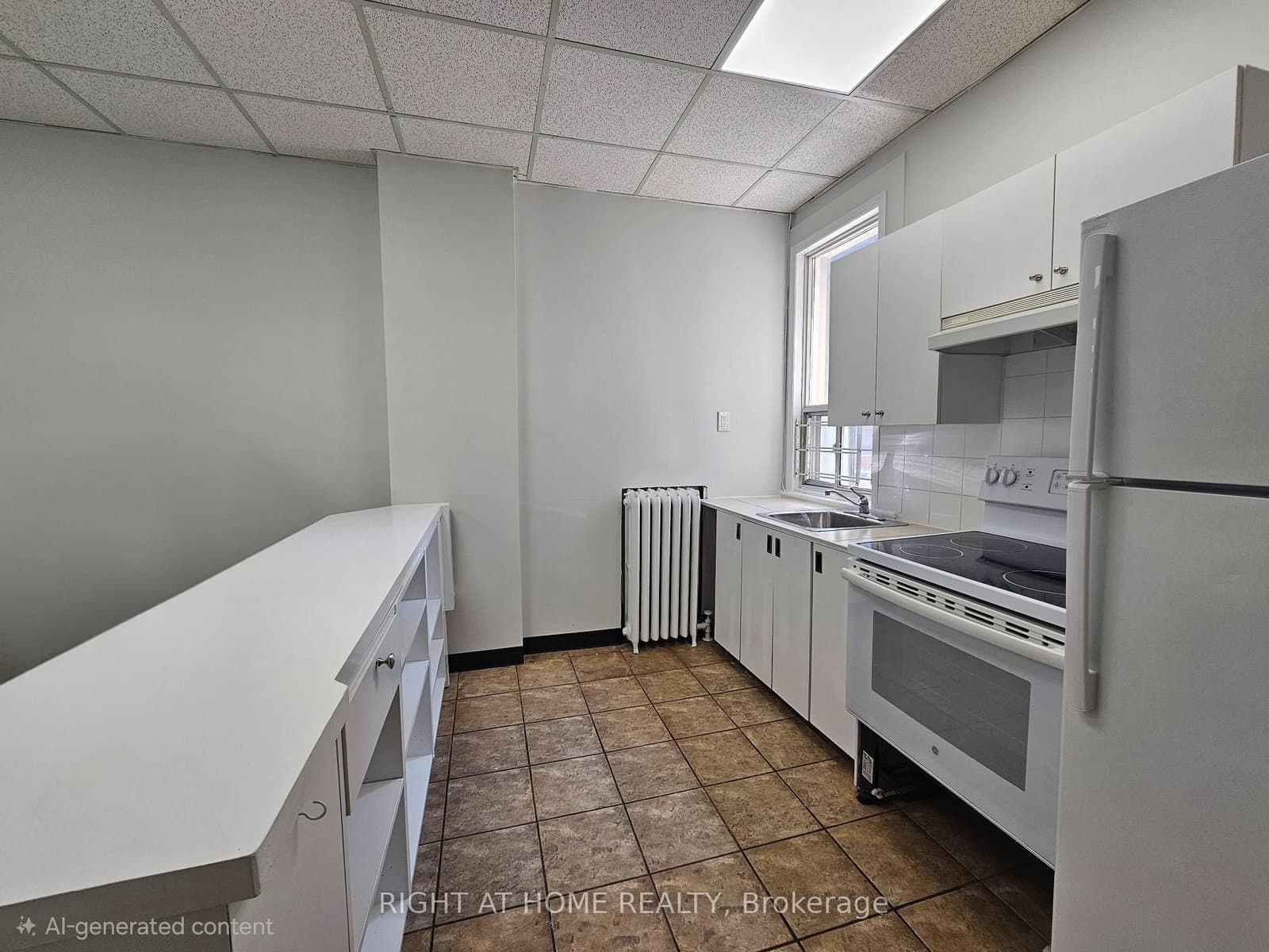 516 Yonge Street, Unit 2 thumbnail 2