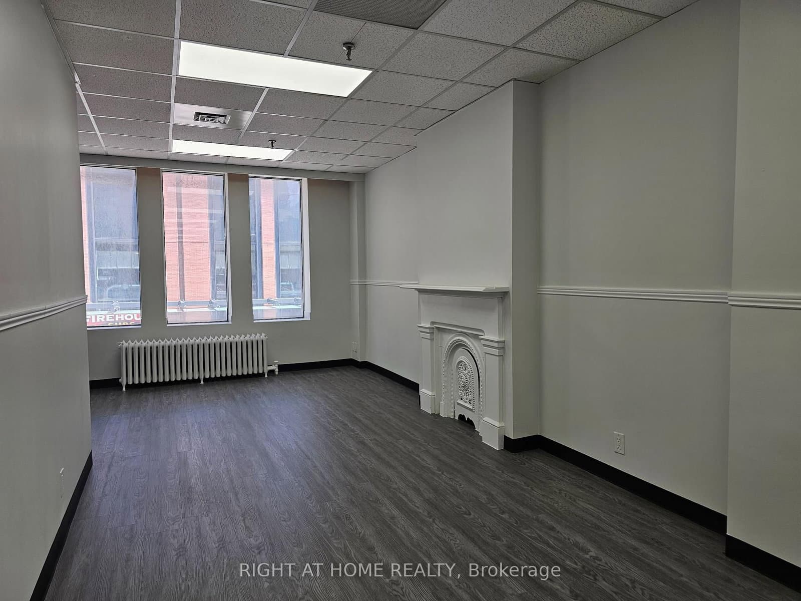 516 Yonge Street, Unit 2 thumbnail 9