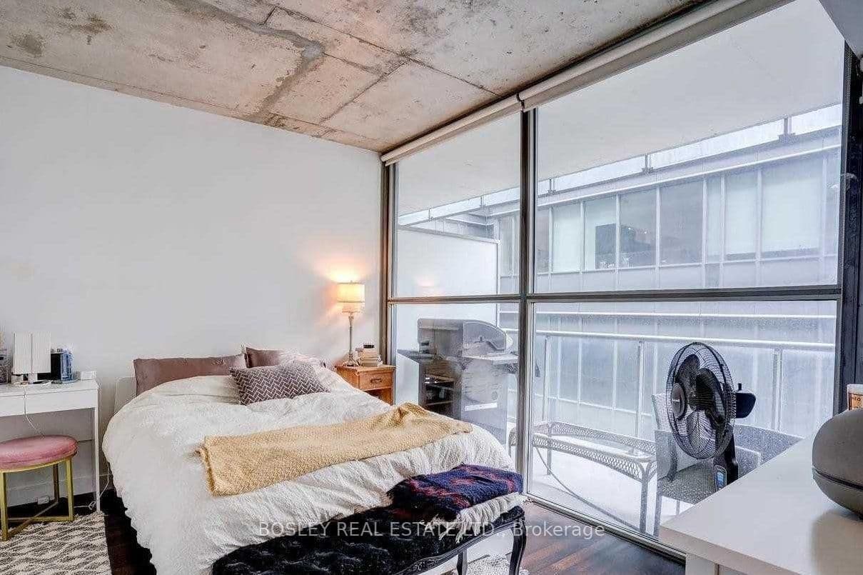 25 Oxley Street, Unit 910 thumbnail 8