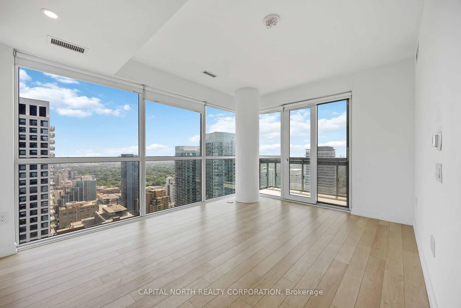 39 Roehampton Avenue, Unit 3103 thumbnail 9