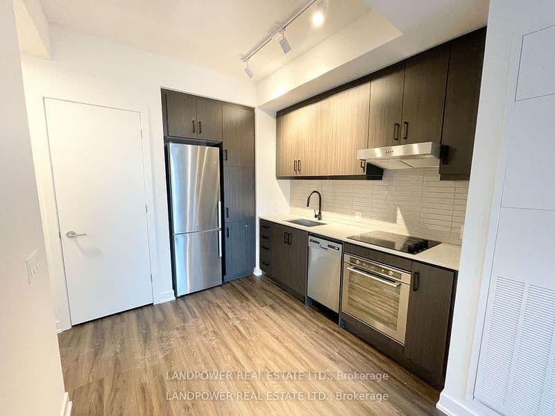 9 Tecumseth Street, Unit 708 thumbnail 2