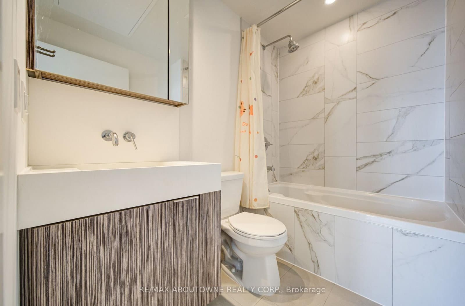 20 Richardson Street, Unit 3102 thumbnail 23