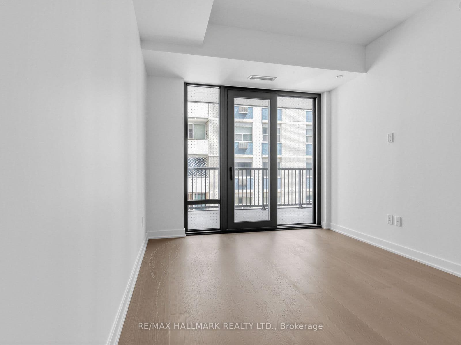 91 Montclair Avenue, Unit 528 thumbnail 12