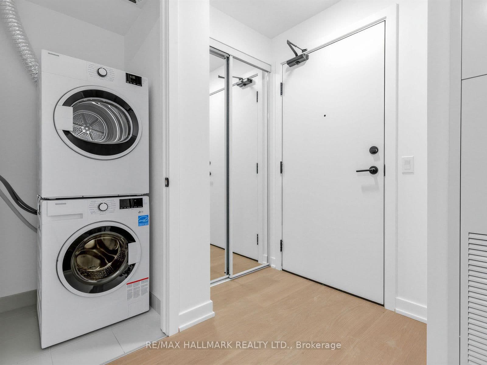 91 Montclair Avenue, Unit 528 thumbnail 29