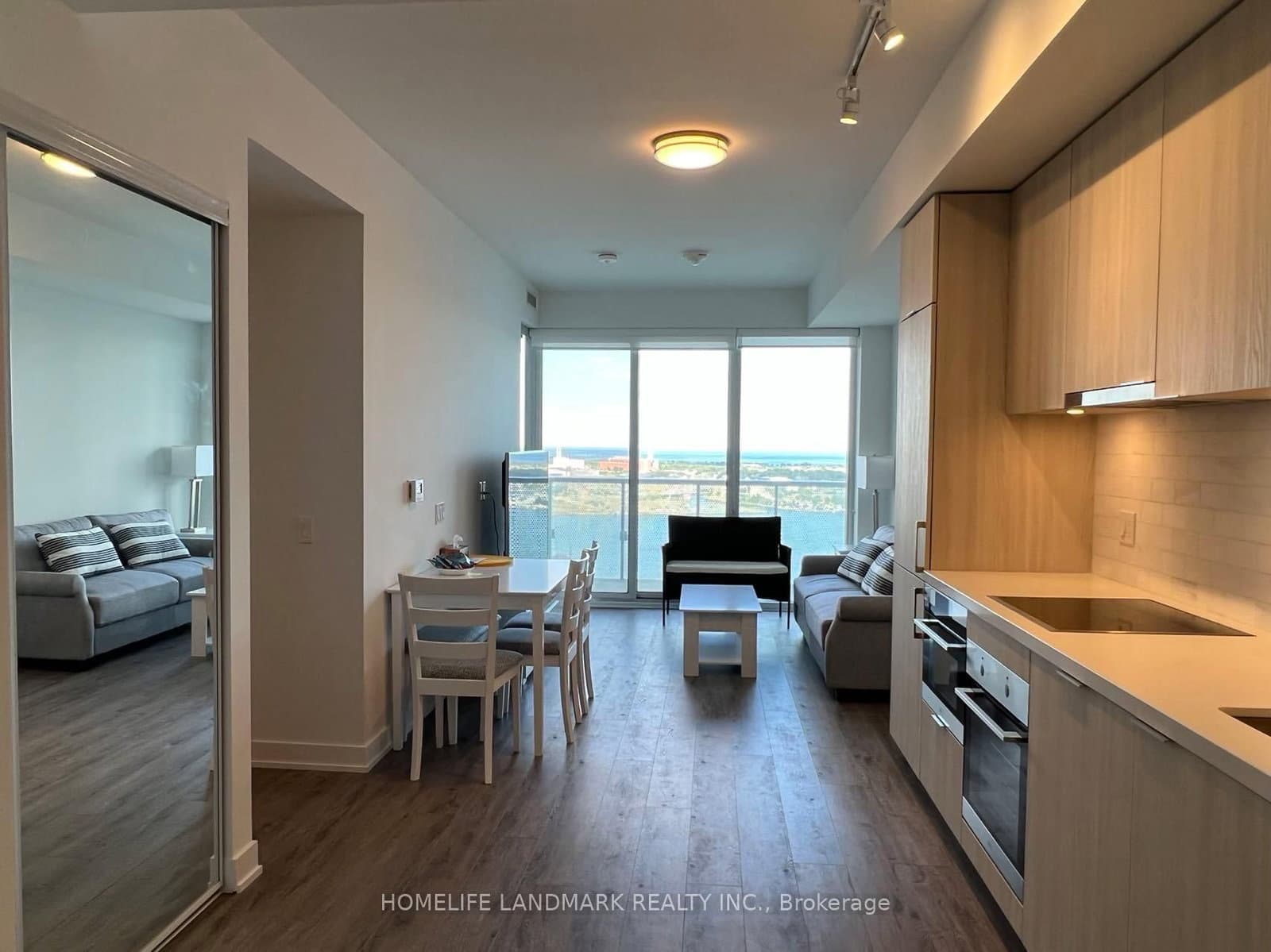 15 Queens Quay E, Unit 3201 thumbnail 6